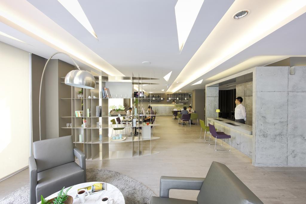 Hotelday Taichung Exterior foto