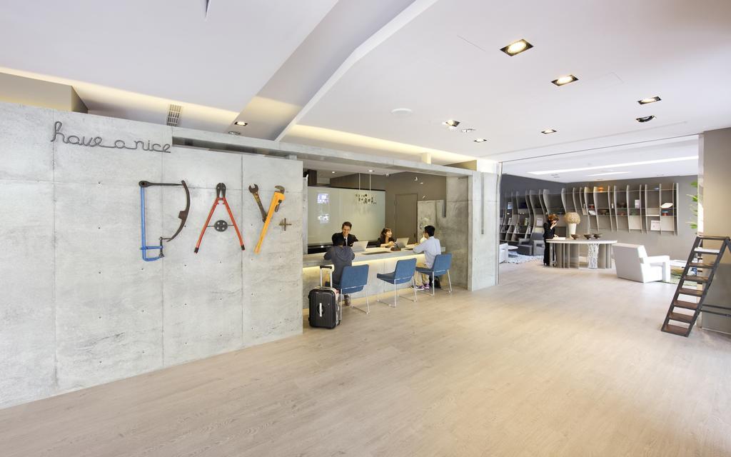 Hotelday Taichung Exterior foto