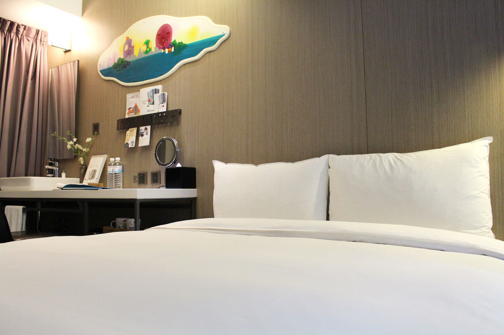 Hotelday Taichung Exterior foto