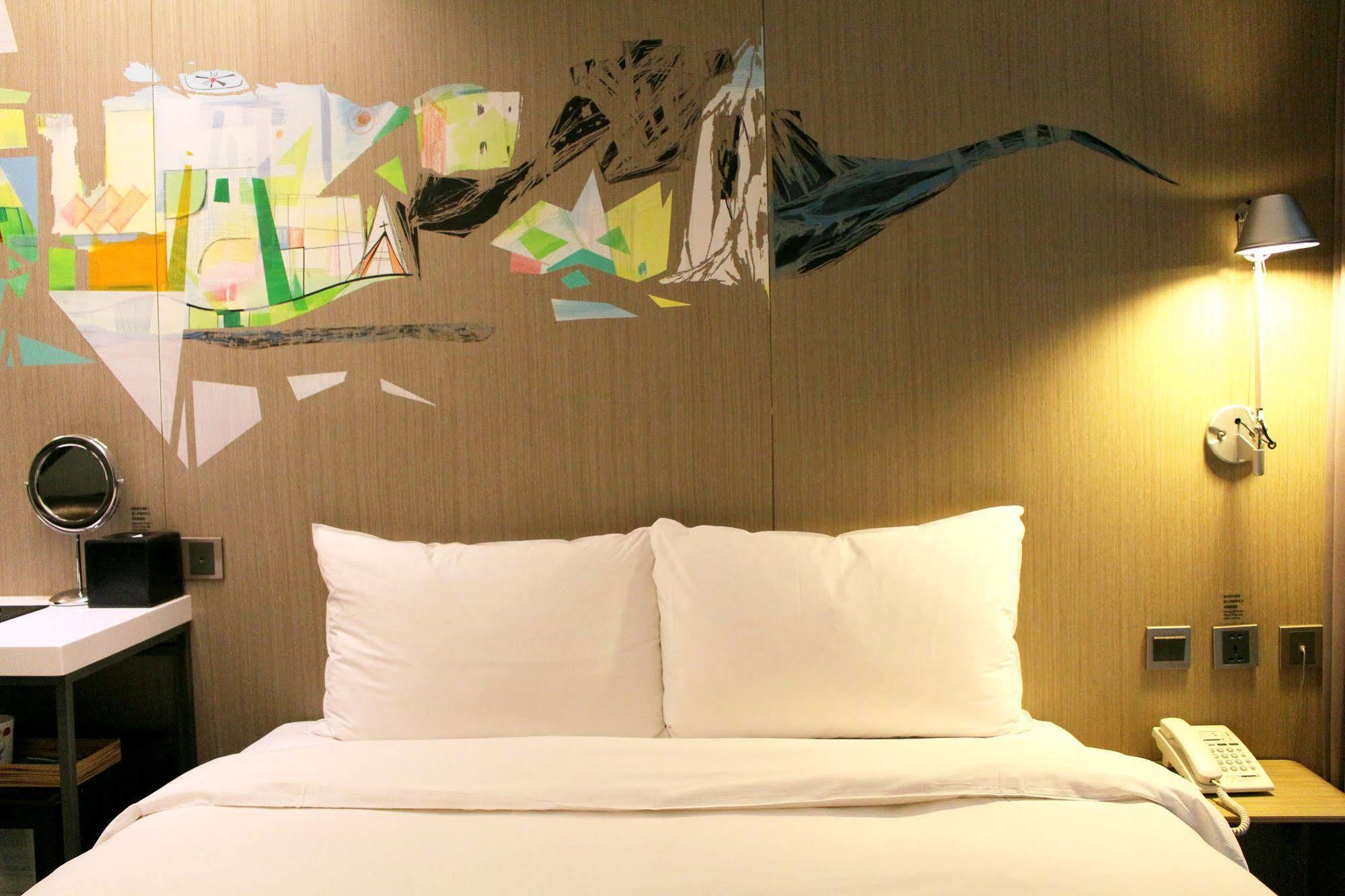 Hotelday Taichung Exterior foto