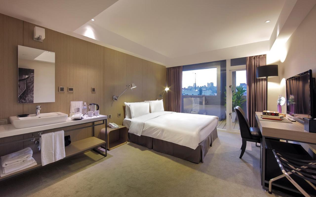 Hotelday Taichung Exterior foto